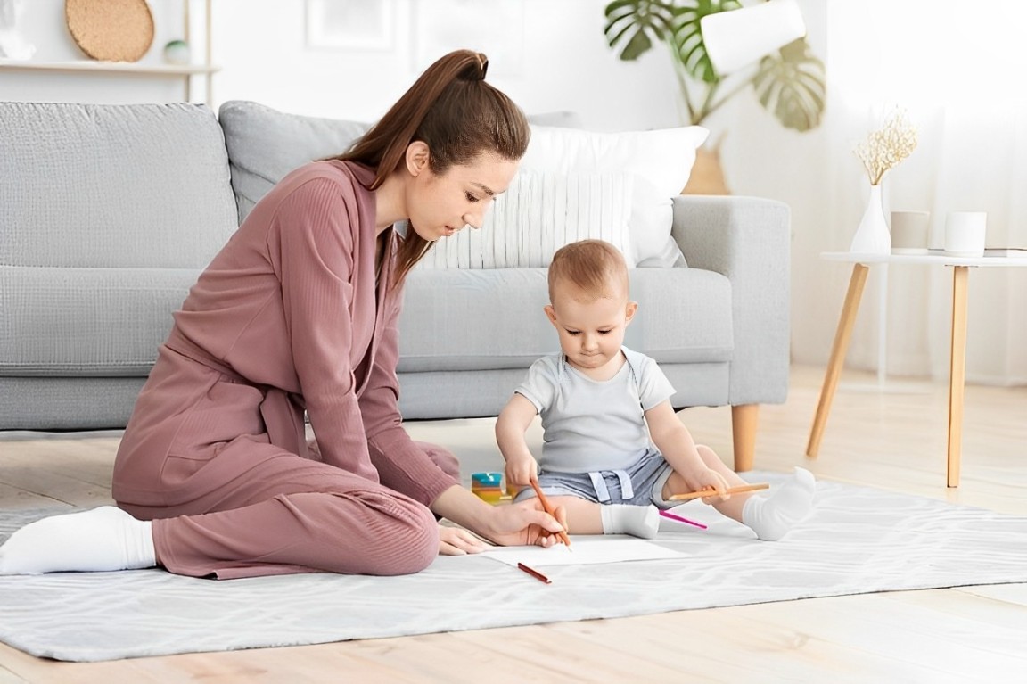 KEBUTUHAN PENTING UNTUK SI KECIL BERUSIA 6 BULAN KE ATAS