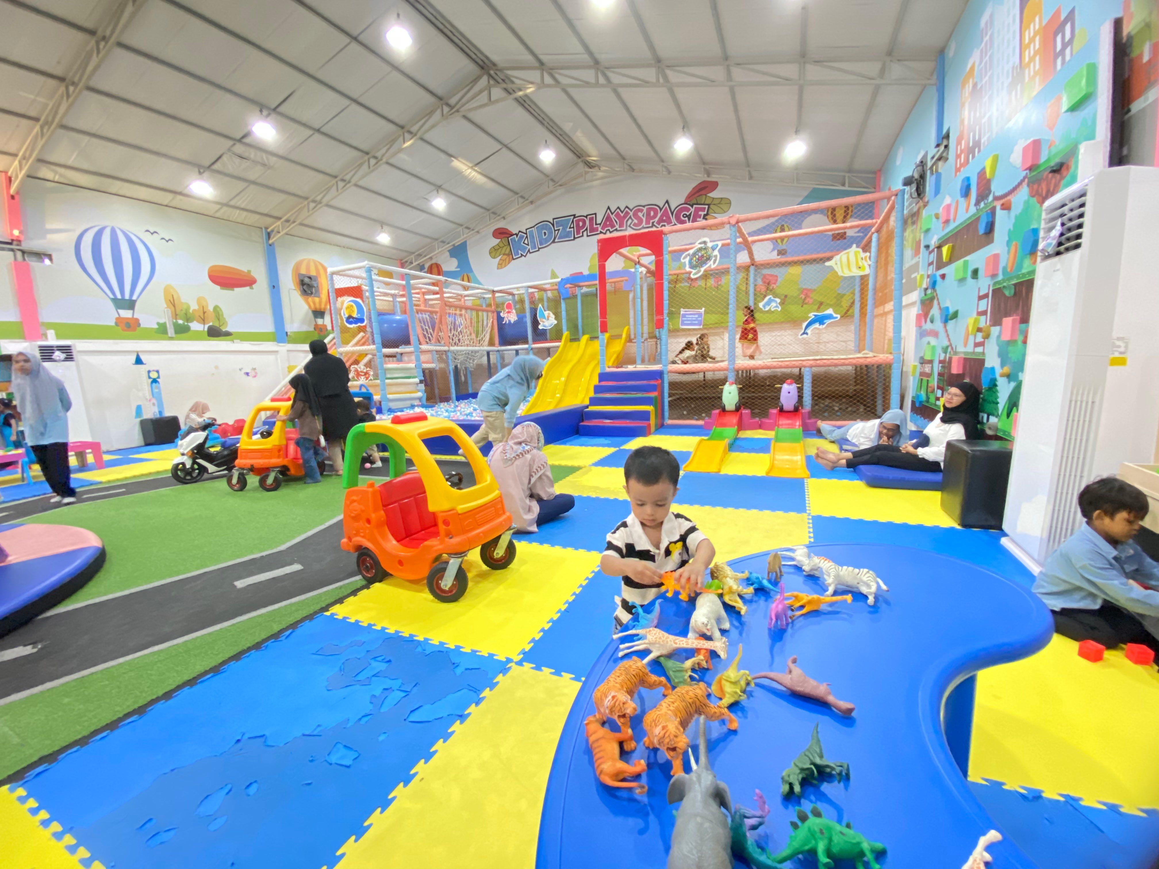 PERMAINAN PLAYGROUND YANG MAMPU MELATIH MOTORIK DAN SENSORIK