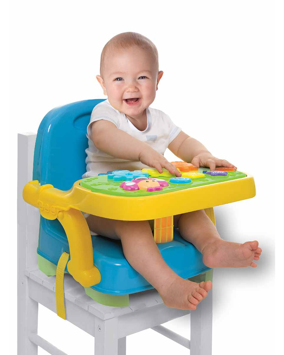 PERBEDAAN DUA JENIS KURSI MAKAN BAYI, HIGH CHAIR DAN BOOSTER SEAT